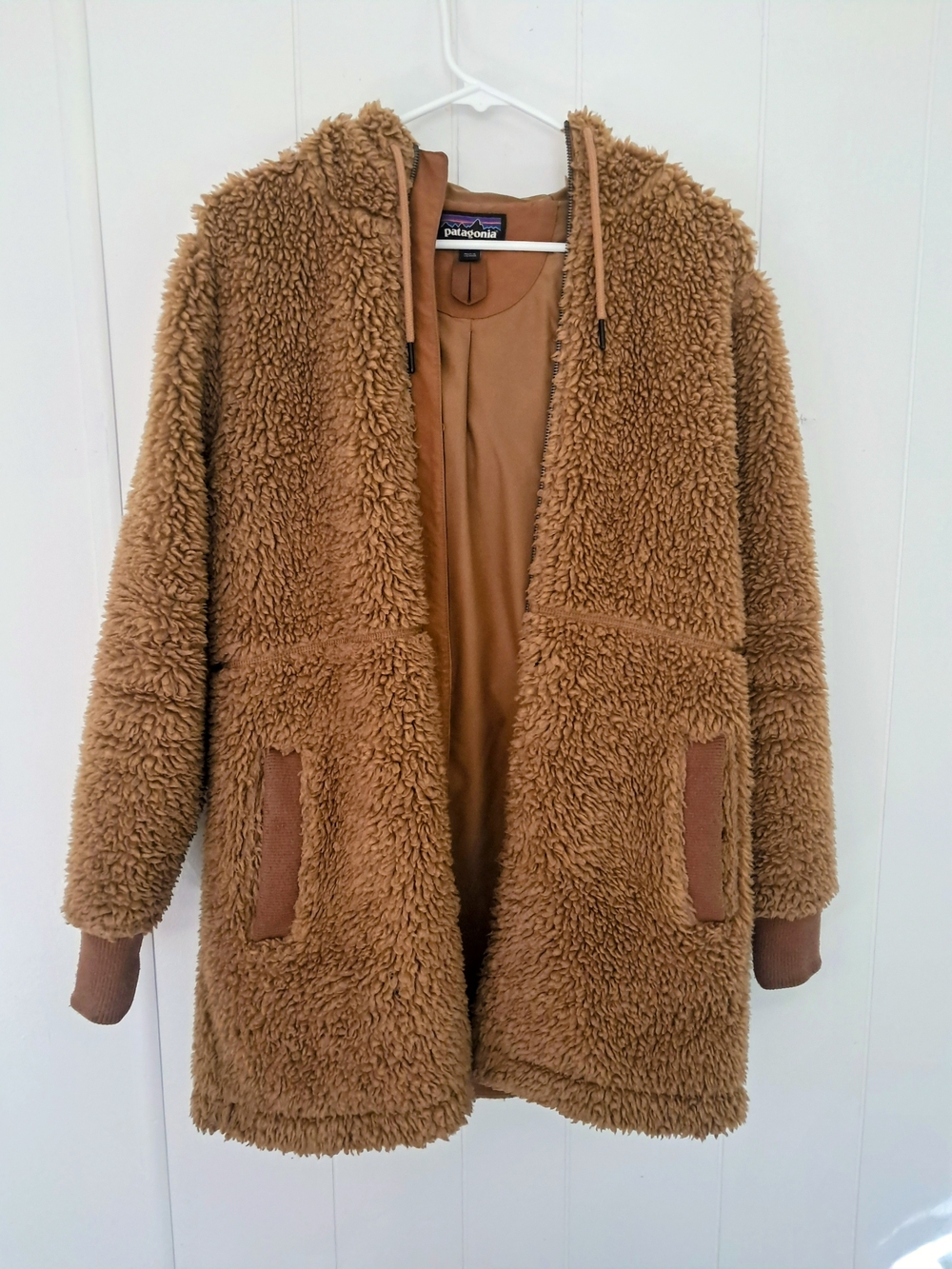Patagonia Women's Dusty Mesa Parka in Caramel Brown